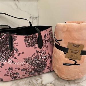 Victoria’s Secret Bag and Blanket. Brand New